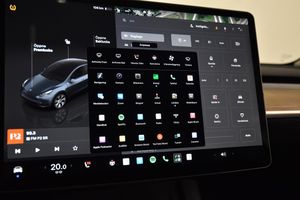 Tesla Model Y bild 19