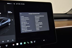 Tesla Model Y bild 16
