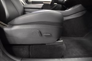 Tesla Model Y bild 14