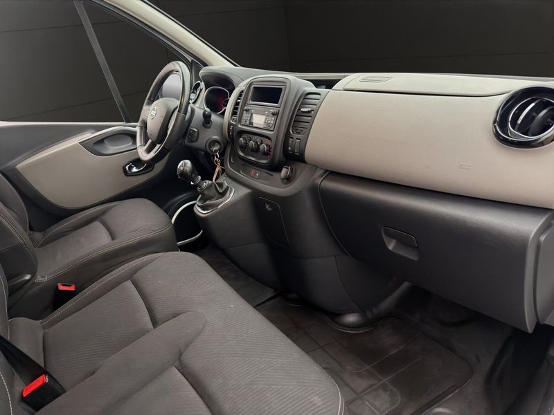 Nissan NV300 bild 22