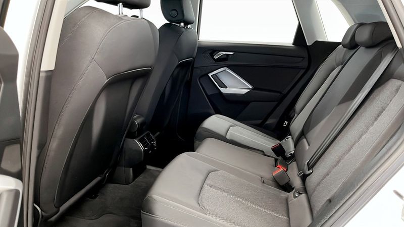 Audi Q3 bild 10