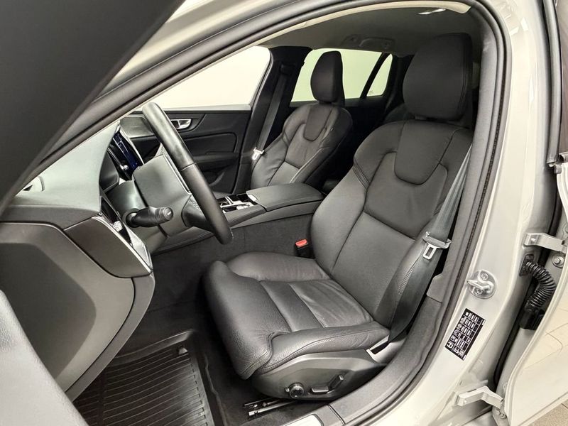 Volvo V60 bild 8
