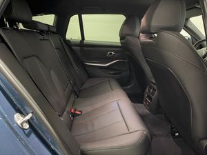BMW 320 bild 7