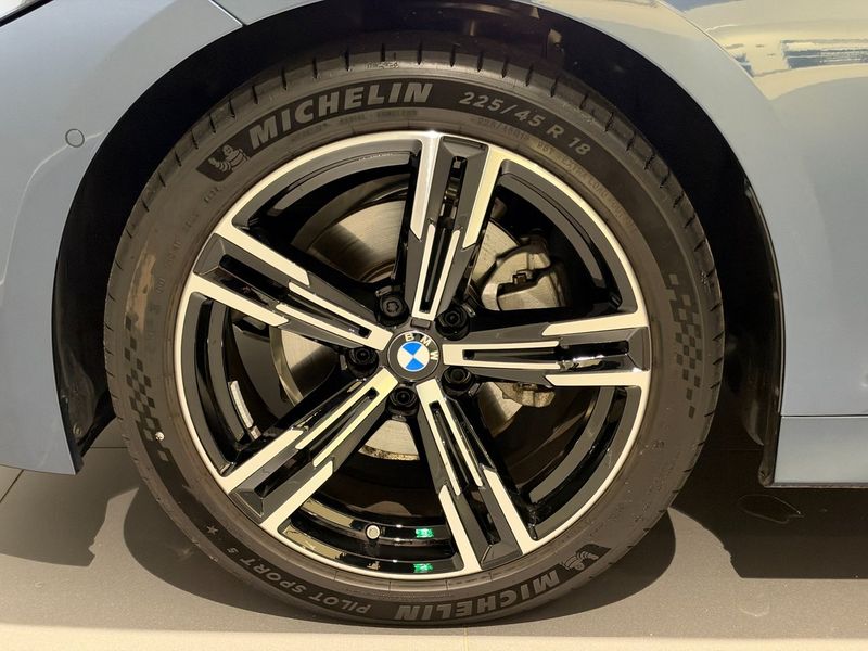 BMW 320 bild 5