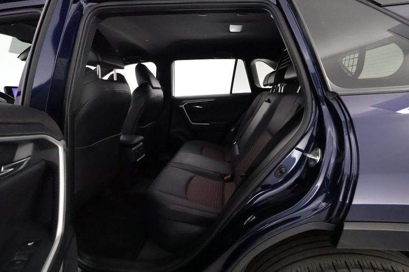 Toyota RAV4 bild 12