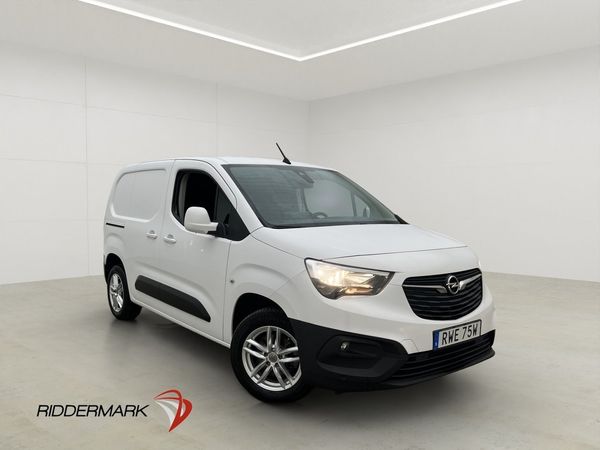 Opel Combo Cargo 1.5HDi Ny-Kamrem Värmare Drag CarPlay Moms - 2021