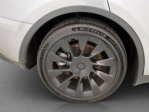 Tesla Model Y bild 33