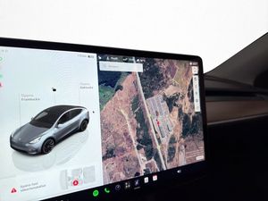 Tesla Model Y bild 18