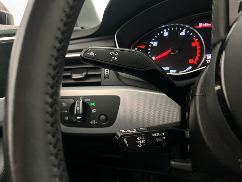 Audi A4 bild 15