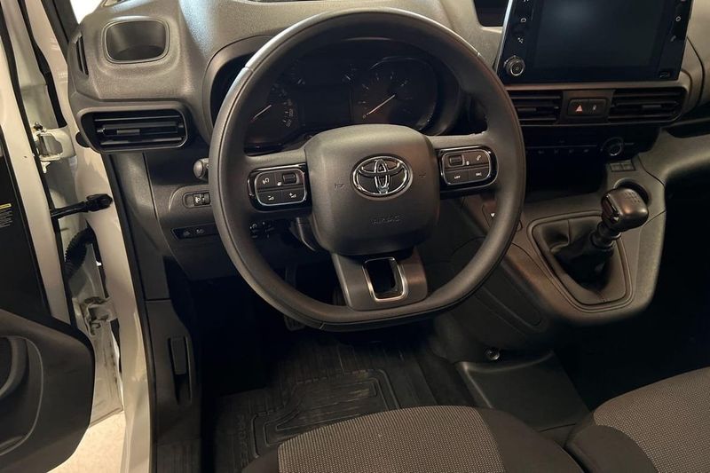 Toyota Proace bild 11