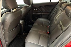 Toyota Avensis bild 11