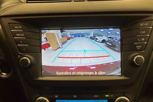 Toyota Avensis bild 13