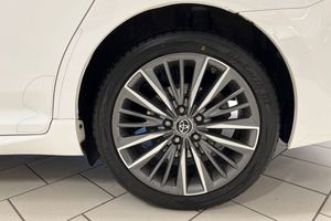 Toyota Avensis bild 15