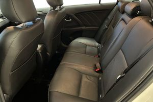 Toyota Avensis bild 11