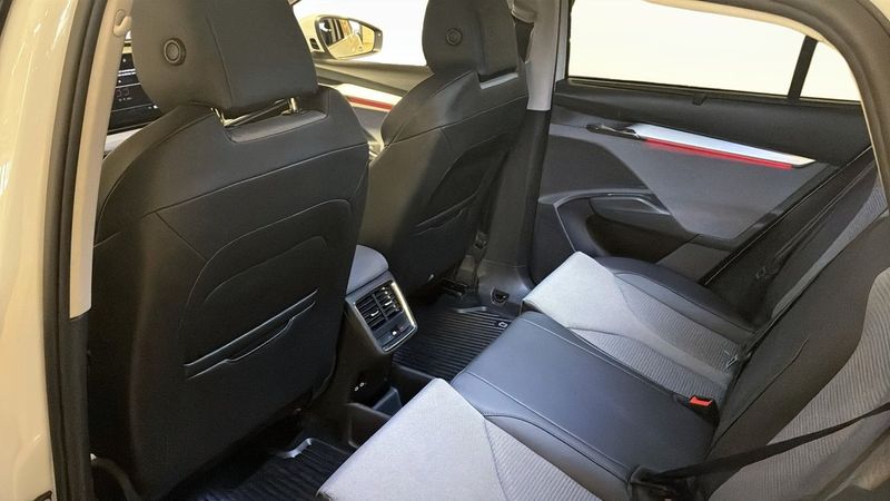 Skoda Enyaq bild 11