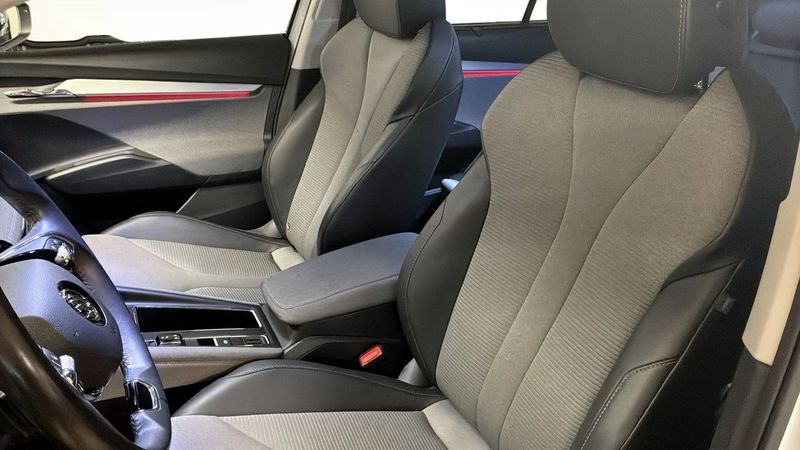 Skoda Enyaq bild 8