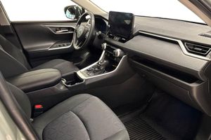 Toyota RAV4 bild 7
