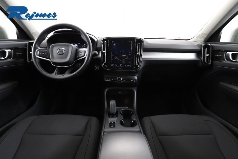 Volvo XC40 bild 2