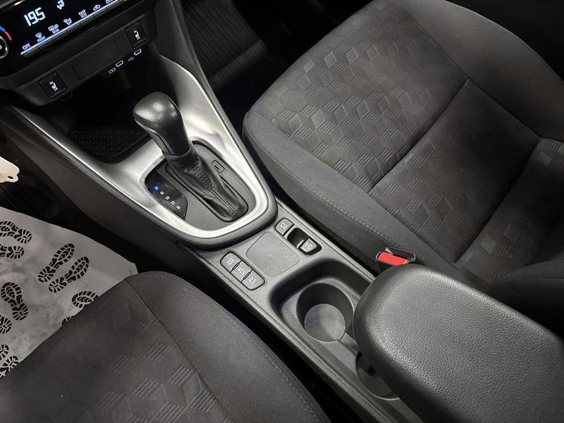 Toyota Yaris bild 18