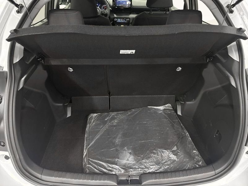 Toyota Yaris bild 13