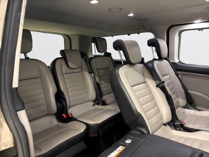 Ford Tourneo Custom bild 18