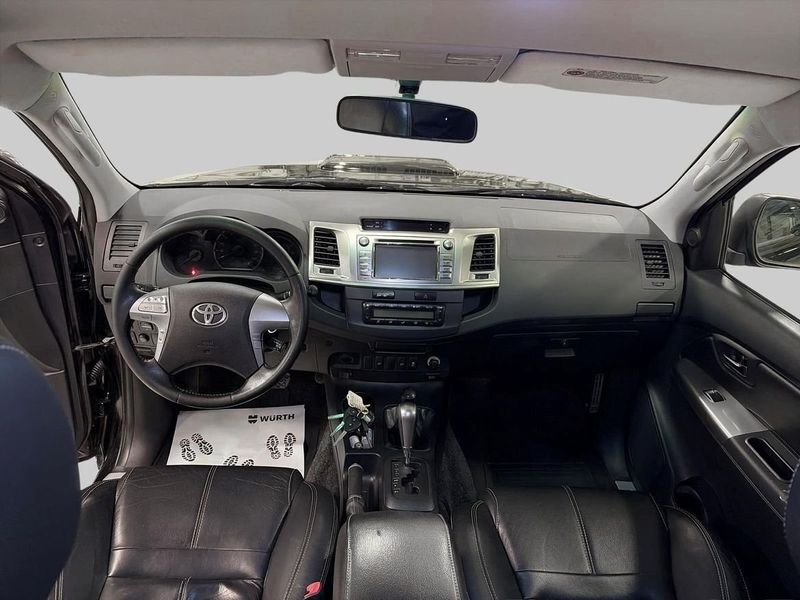 Toyota Hilux bild 11