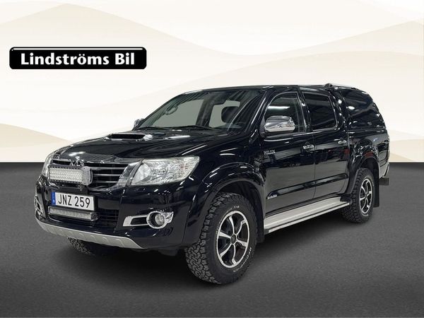Toyota Hilux D-Cab 3.0 AUT D-4D 4WD SR+ Drag Vhjul Ej moms *PÅ VÄG - 2015