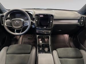 Volvo EX40 bild 10