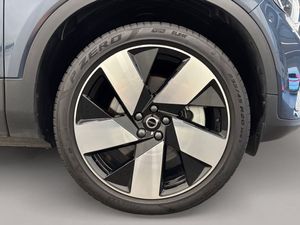 Volvo EX40 bild 8