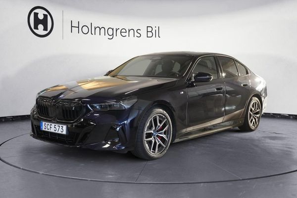 BMW i5 eDrive40 Sedan M Sport Pro Bowers And Wilkins Drag 360 - 2023