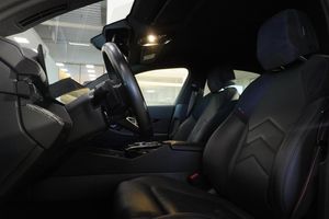BMW i5 bild 10