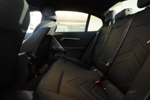 BMW i5 bild 9
