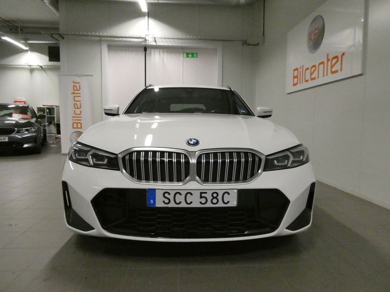 BMW 330 bild 13