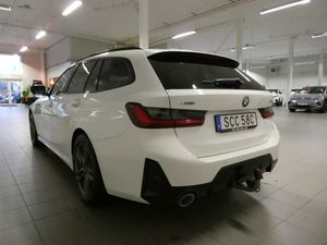BMW 330 bild 10