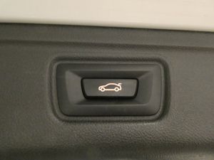 BMW 330 bild 11