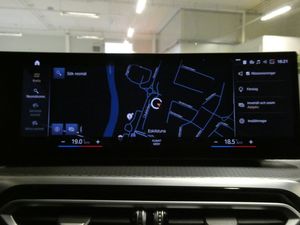BMW 330 bild 19