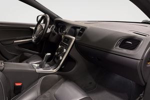 Volvo S60 bild 9