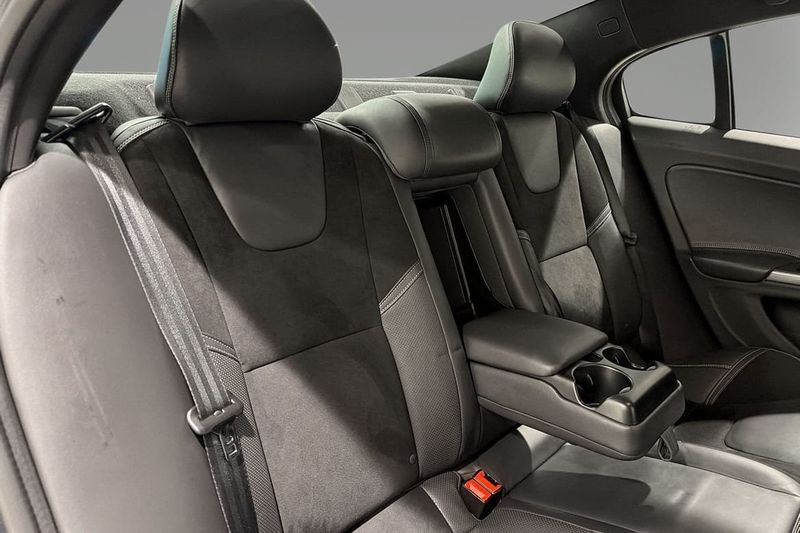 Volvo S60 bild 10