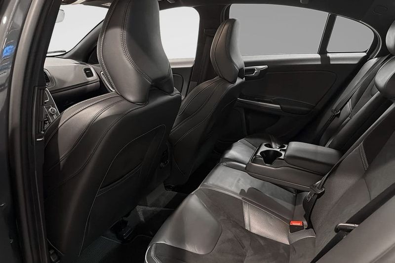 Volvo S60 bild 7