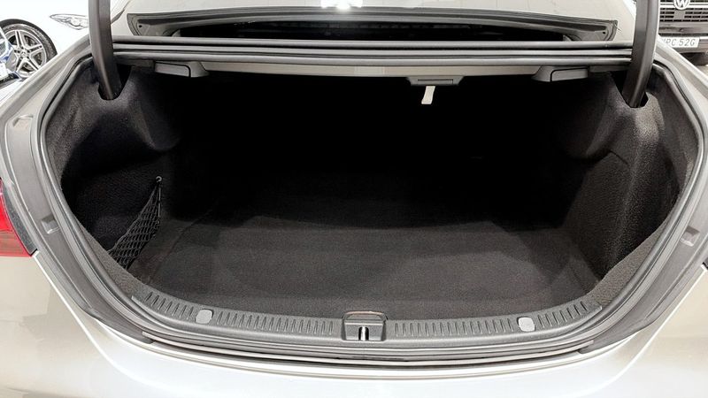 Mercedes E220 bild 11