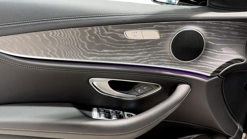 Mercedes E220 bild 17