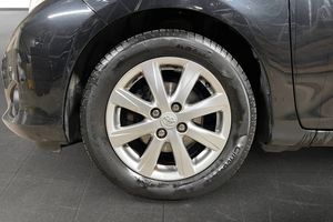 Toyota Yaris bild 17