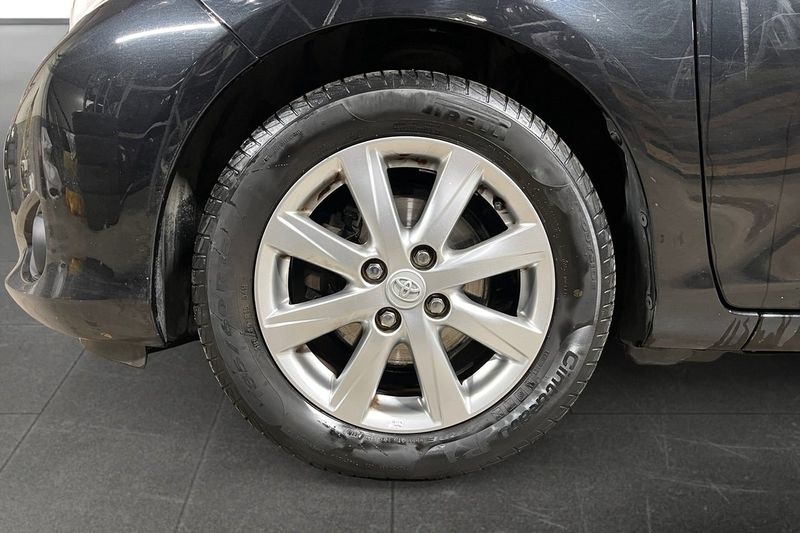 Toyota Yaris bild 17