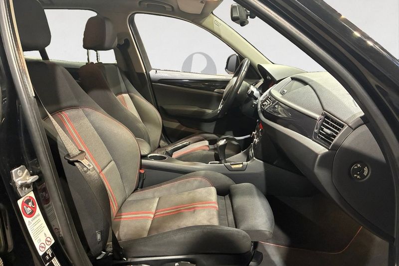 BMW X1 bild 15