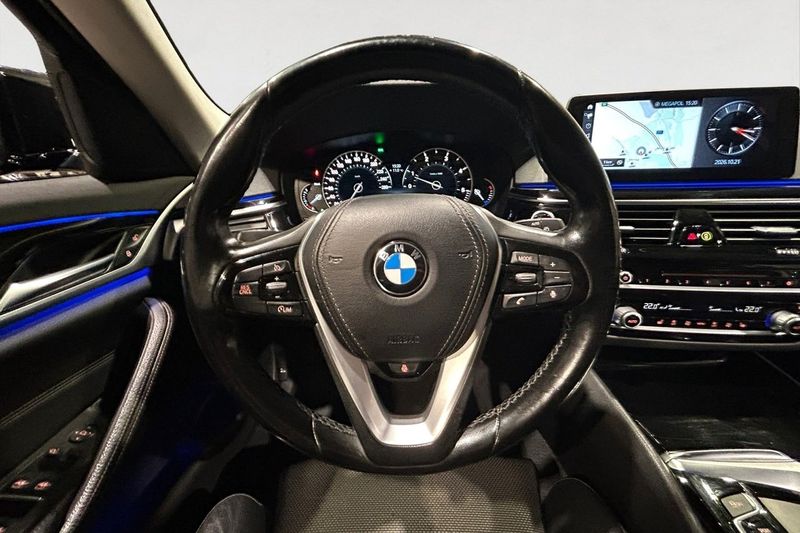 BMW 520 bild 13