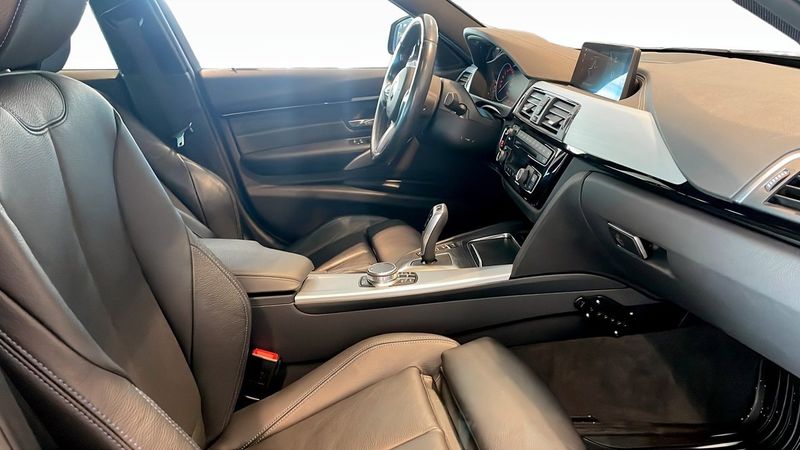 BMW 320 bild 3