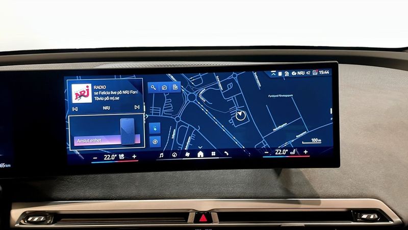 BMW iX bild 12