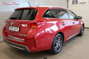 Toyota Auris bild 5