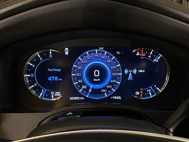 Cadillac ESCALADE bild 15