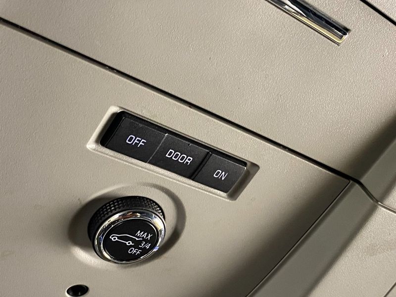 Cadillac ESCALADE bild 22